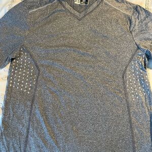 RBX Heathered Gray V-Neck Quick Dry Performance Shirt Mens Medium